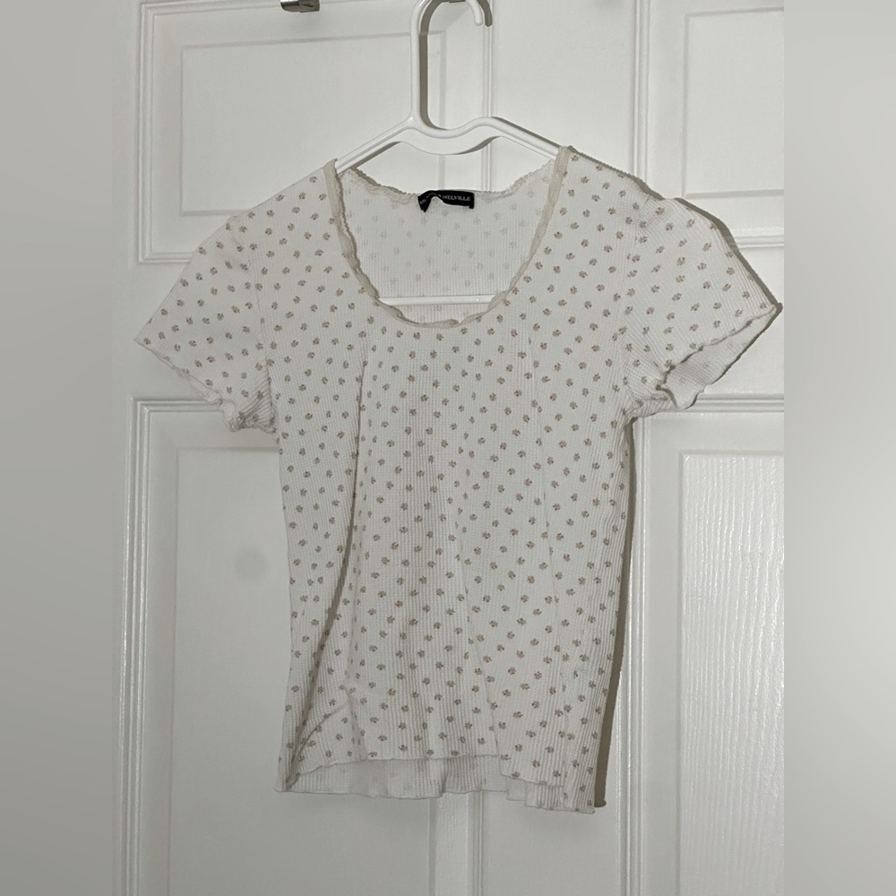 Brandy Melville Floral Top Short Sleeve